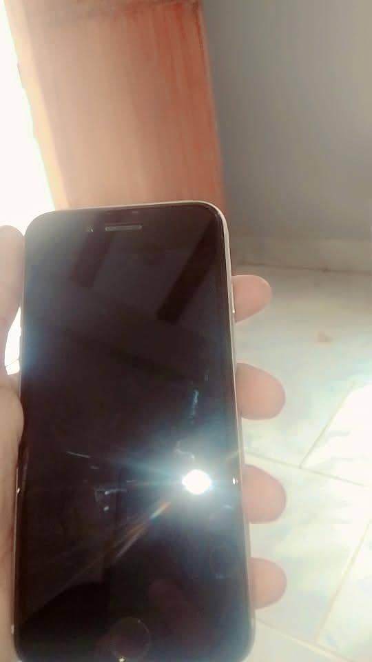 Apple iPhone SE 1