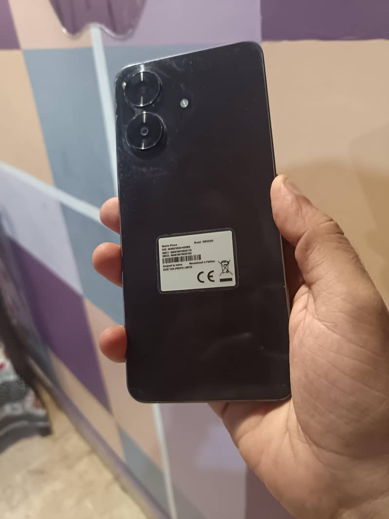 Realme Note 60 8
