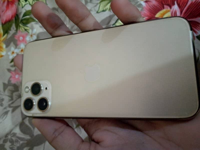 Apple iPhone 11 Pro 0