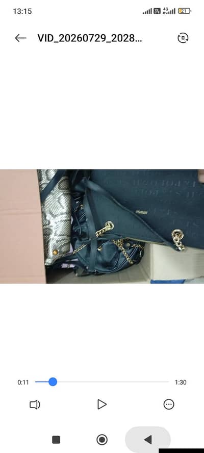 ladies bags clutches Karachi wala maal Lahore me A grade koi damage nh