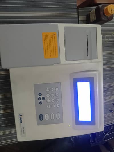 Rayto RT-9200 Semi Auto Chemistry Analyzer – For Sale