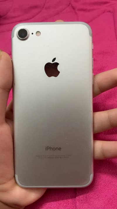 Apple iPhone 7