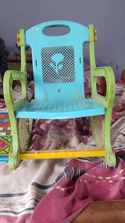 موونگ چیئر برائے فروخت    بے بی ورلڈ