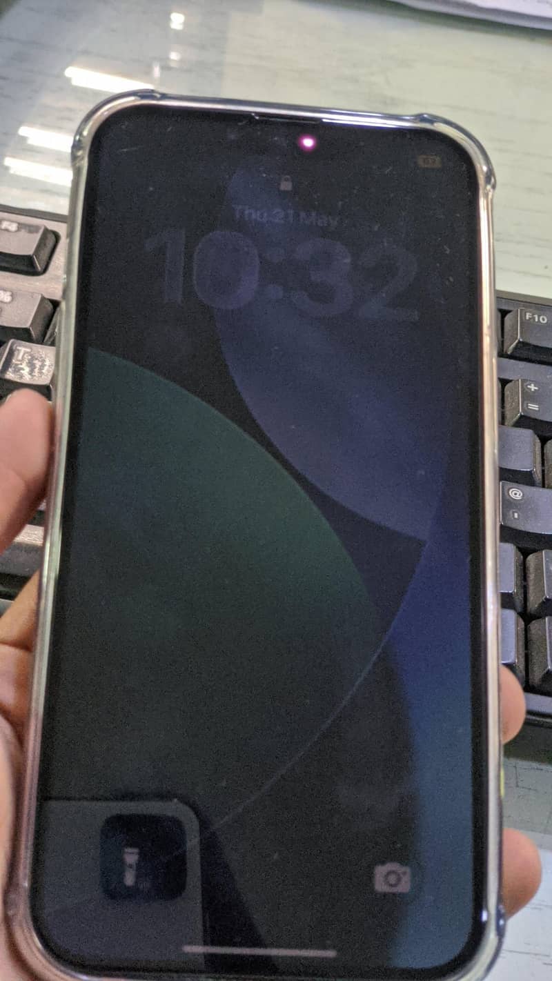 Apple iPhone 13 1