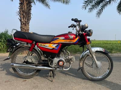 Honda CD70 model 2025.