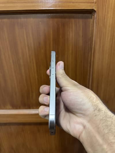 Iphone 15 pro jv