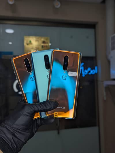 One Plus 8 12gb 256gb dual sim 865 snapdragon 10/10