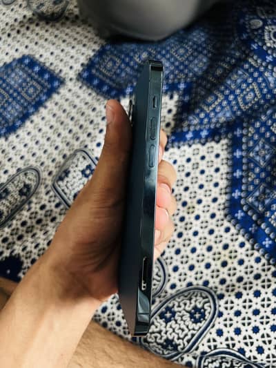 Apple iPhone 12 Pro