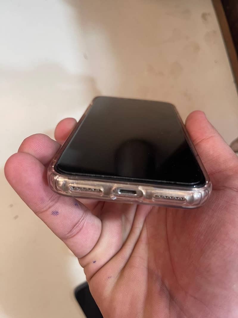Apple iPhone X 1