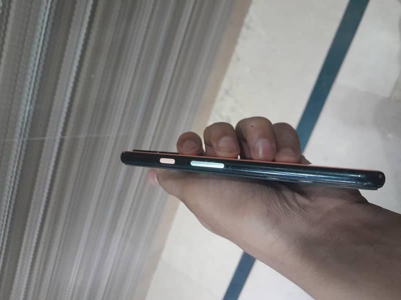 Google Pixel 4 3