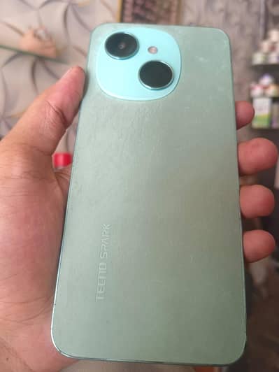 Tecno Spark Go 1
