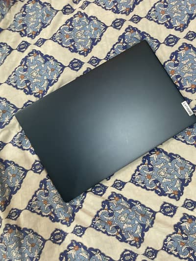 IdeaPad 5 15IAL7