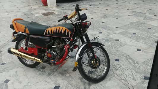 125 motorcycle sale 10/10 condition