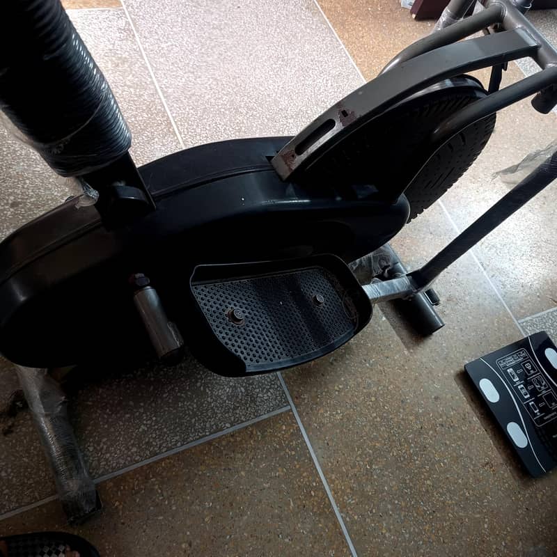 Elliptical cycle 3