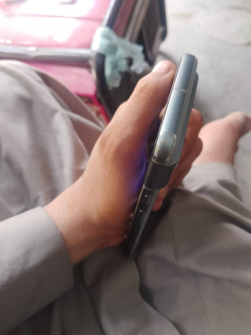 GOOGLE PIXEL 8 7