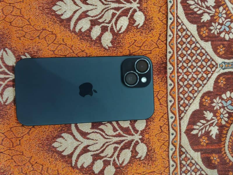Apple iPhone 15 1