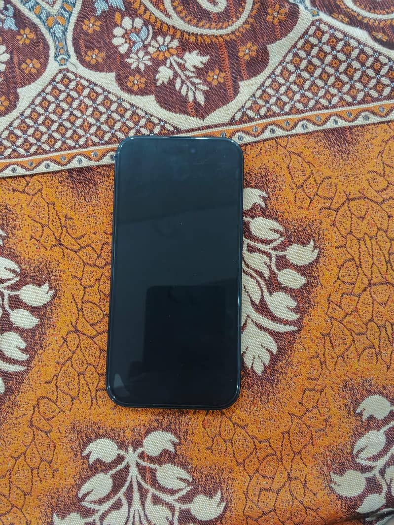 Apple iPhone 15 3