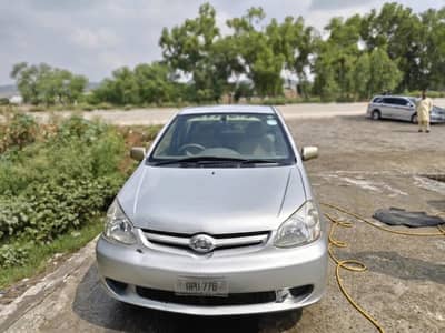 Toyota Platz 2004