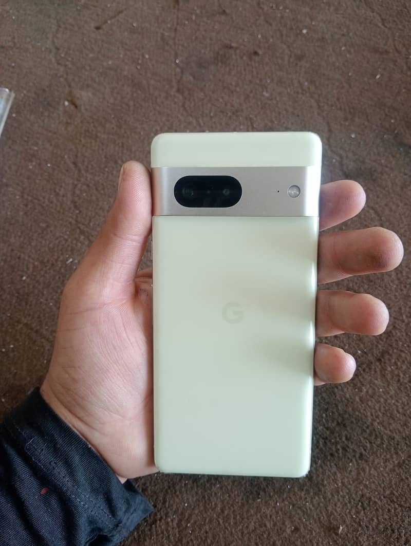 Google Pixel 7 3