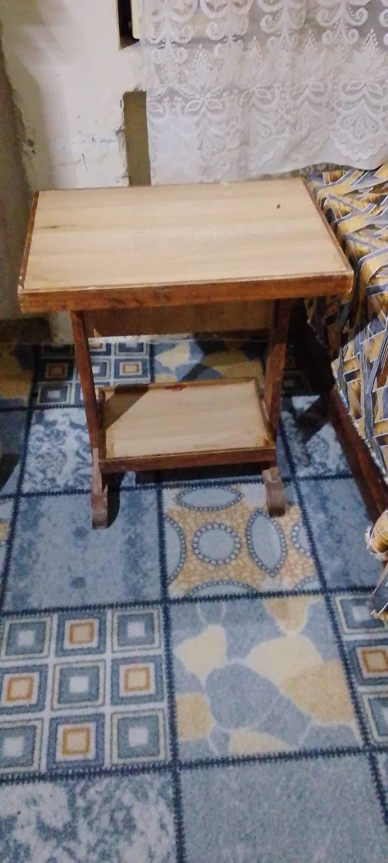 small table 0