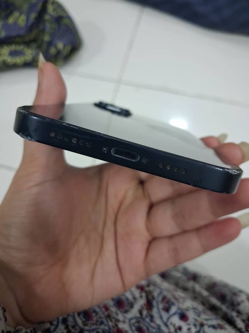 Apple iPhone 14 plus 3