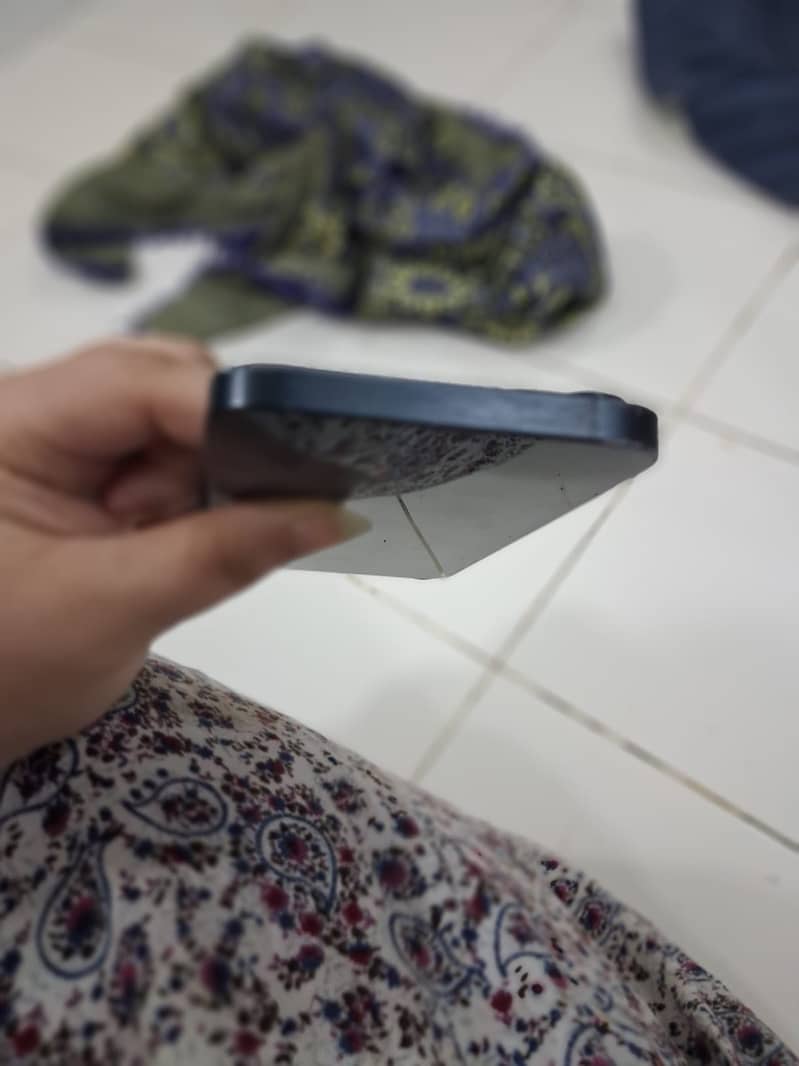Apple iPhone 14 plus 4