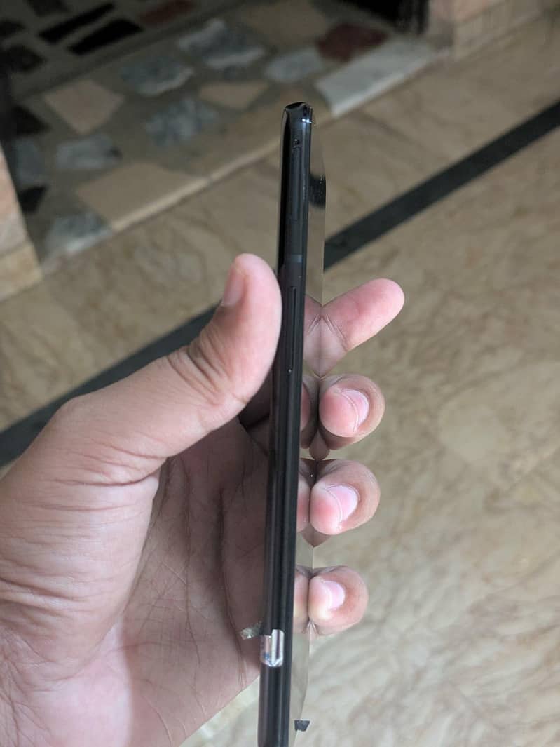 One Plus 6T 3