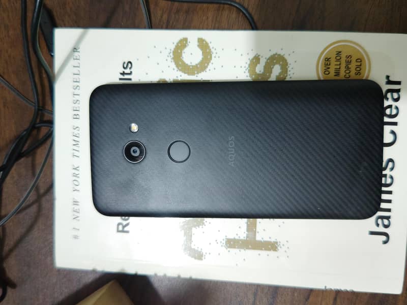Sharp Aquos Zero 6