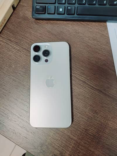 Apple iPhone 15 Pro Max