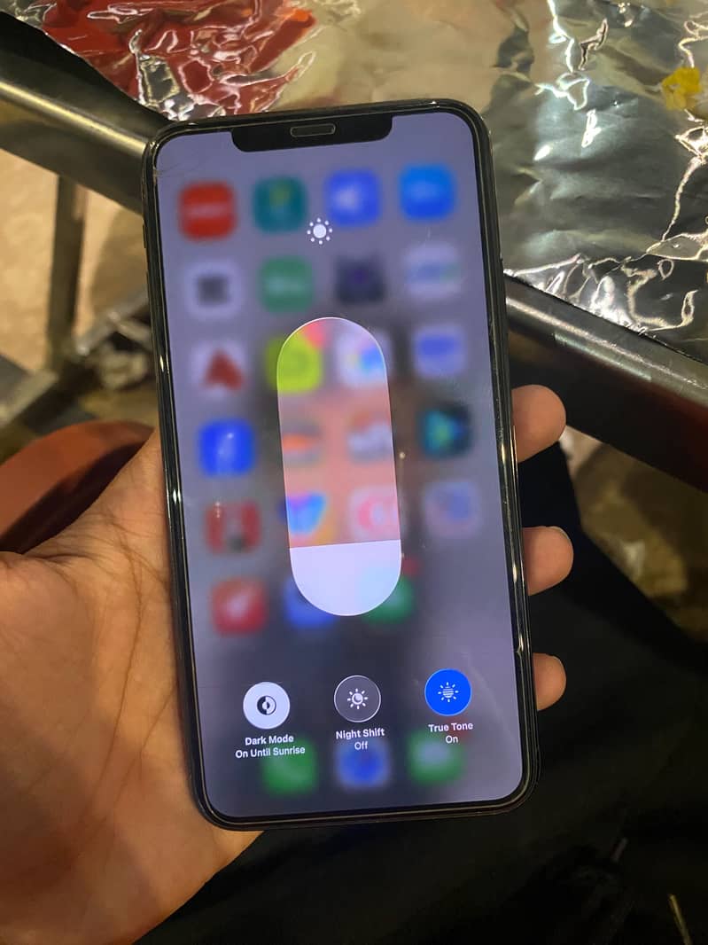 IPHONE 11 pro max 2