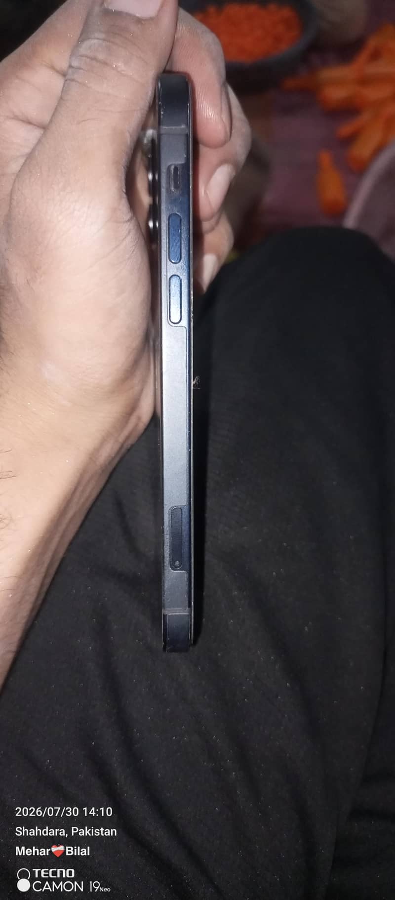 Apple iPhone 12 4