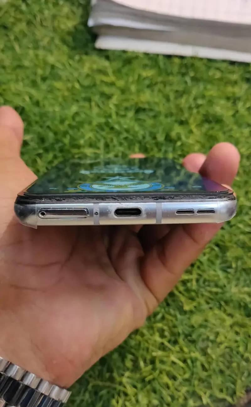 One Plus 8T 3