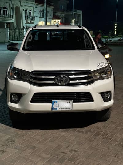 Toyota Hilux 2021