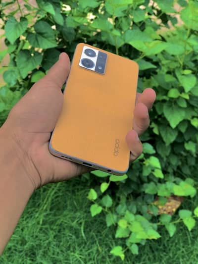 Oppo F 21 pro