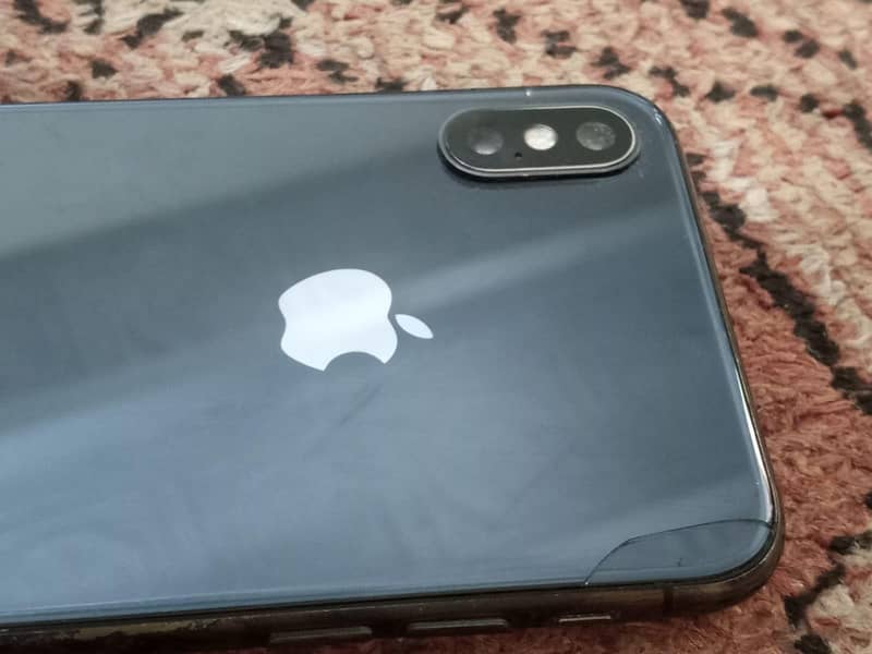 Apple iPhone X 0