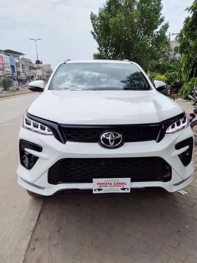 Toyota Fortuner Legender 2026