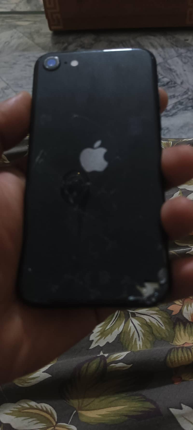 Apple iPhone SE 0