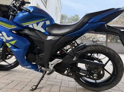 Suzuki gixcer 150