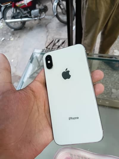 Iphone X white color
