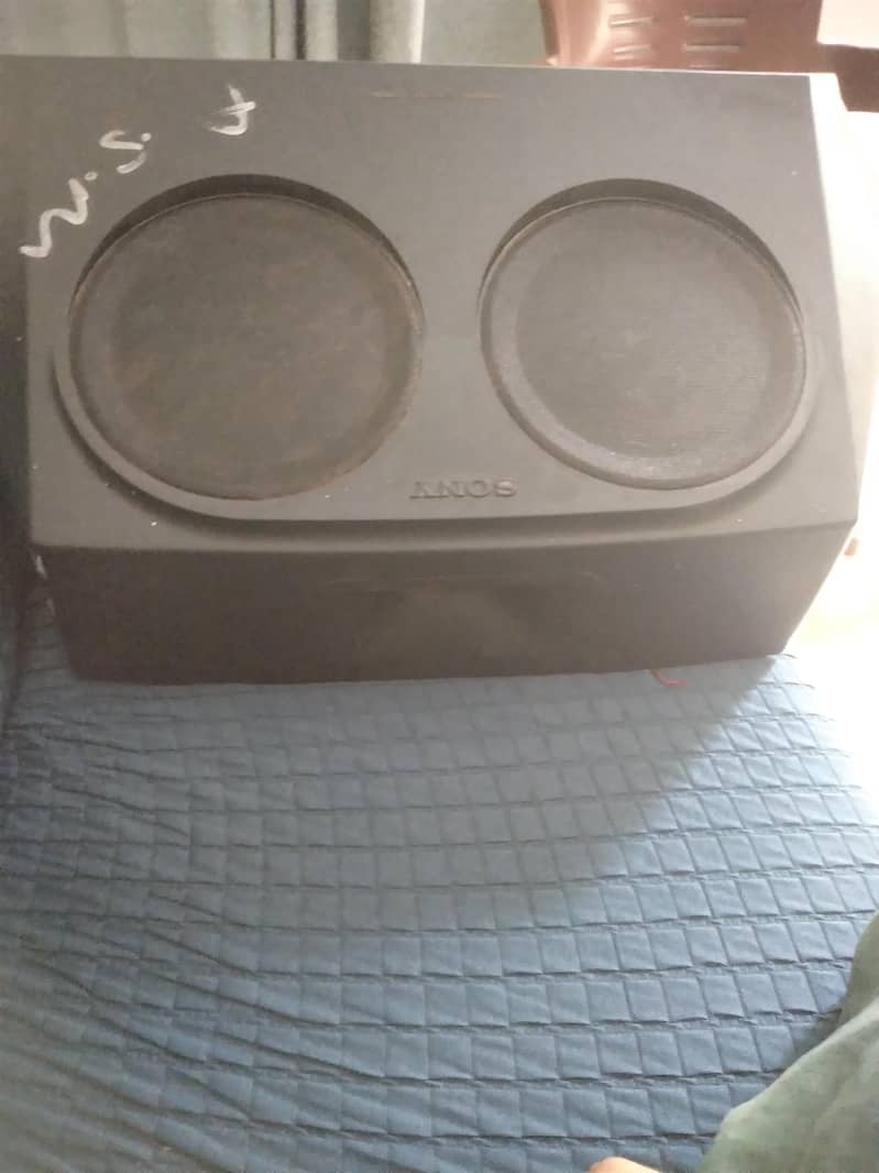 Sony speaker 0