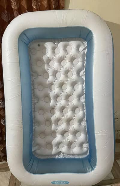 baby swimming pool