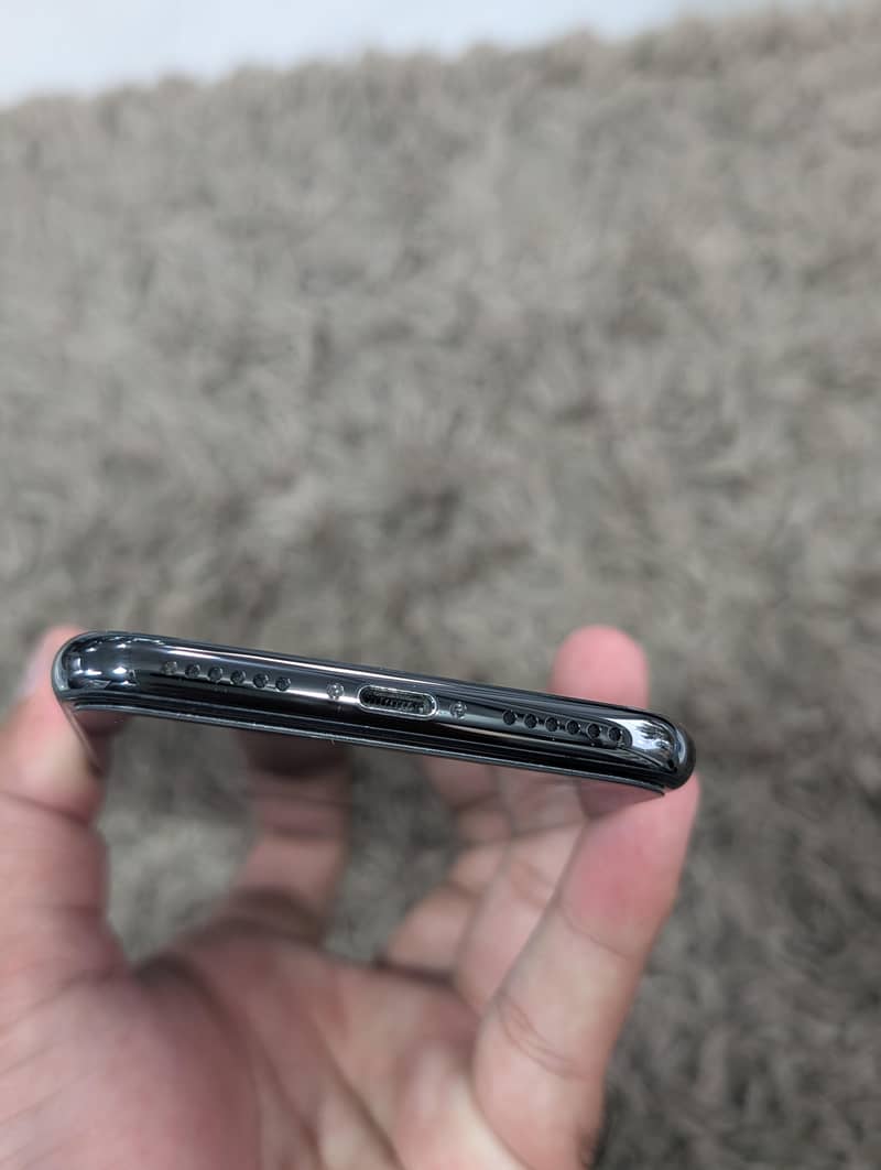 Apple iPhone X 2