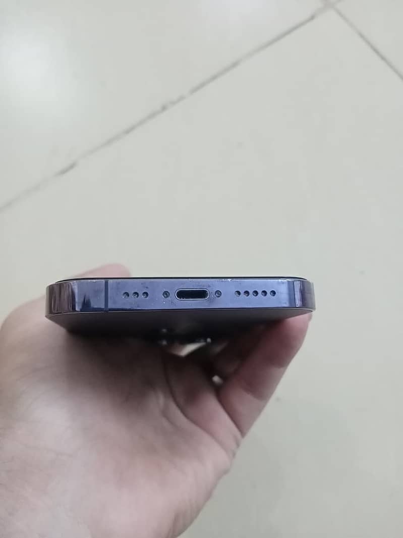 Apple iPhone 14 Pro 2