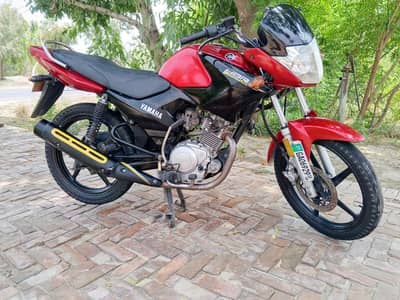 Yamaha ybr urgent sale 18/19 model (03236350950))