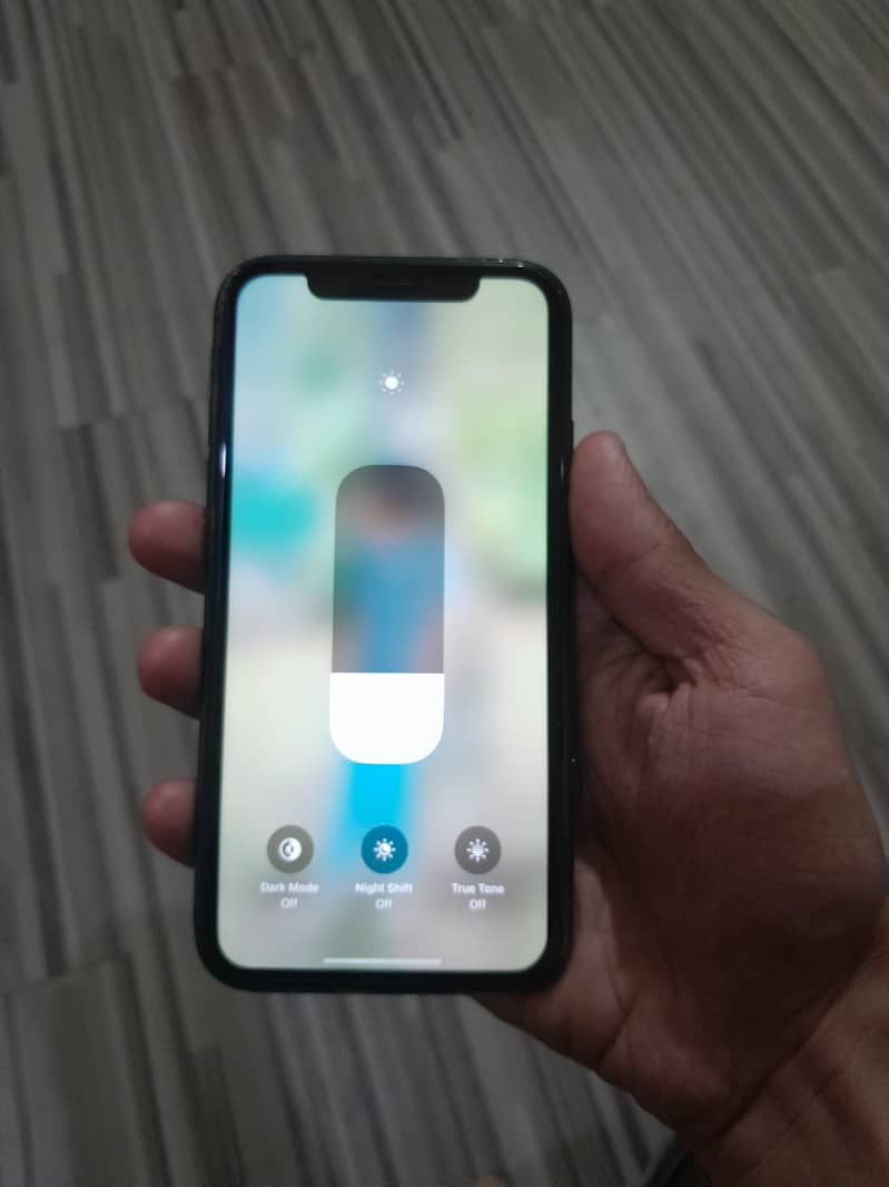 Apple iPhone 11 3