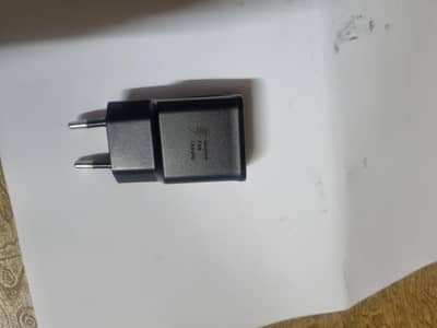 Samsung Box Pulled Charger. from S10 Box