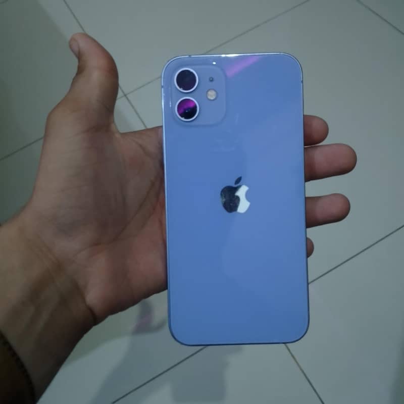 Apple iPhone 12 0