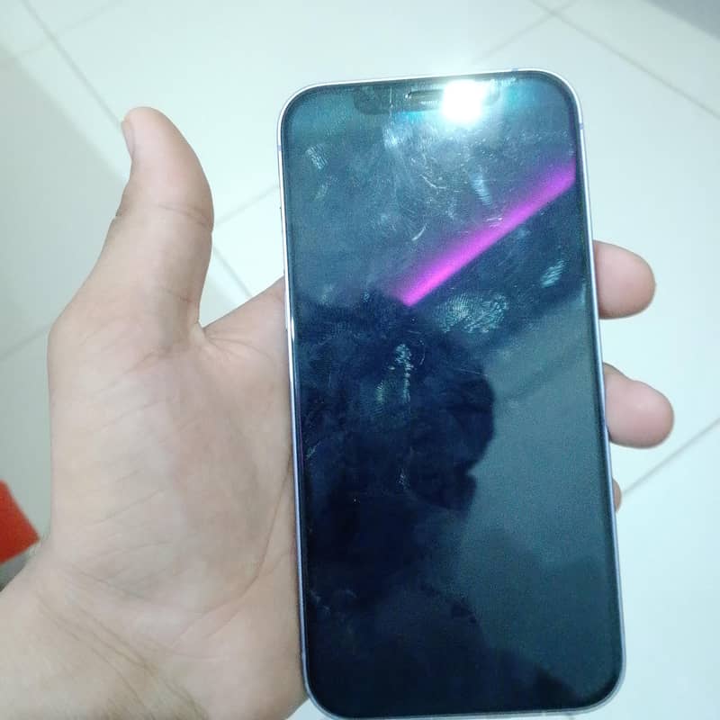 Apple iPhone 12 6