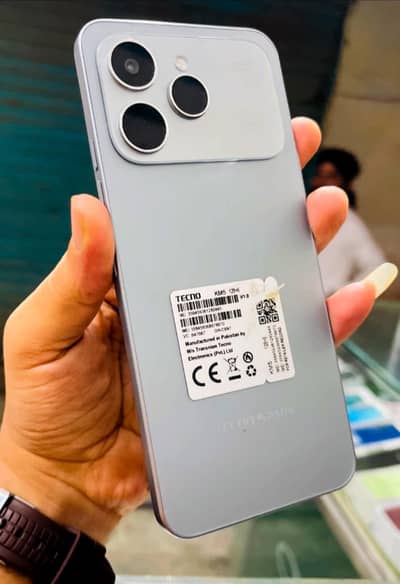 tecno spark 40