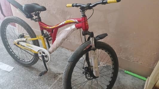 Viper MG 3.0 Red Bicycle Used with seal fresh